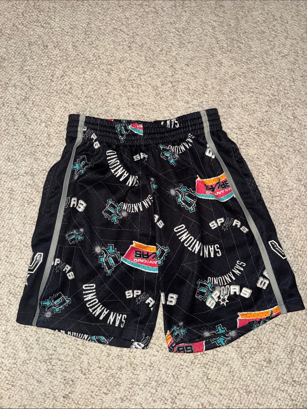 Mitchell & Ness San Antonio Spurs Vintage Logo Black Shorts